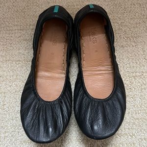 Matte Black Ballet Flat Tieks by Gavrieli, size 8